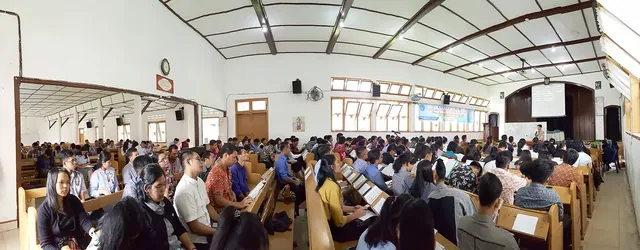 Kegiatan YDSU di STT HKBP